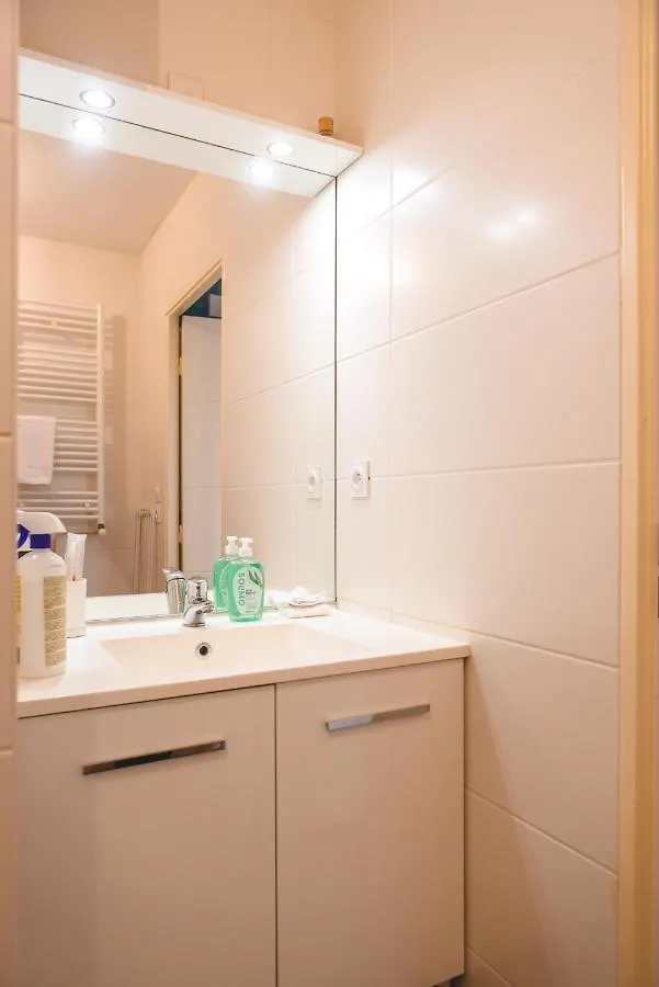 Superbe Appartement Terrasse Rdc - New Location Bourg-en-Bresse 0*,  France