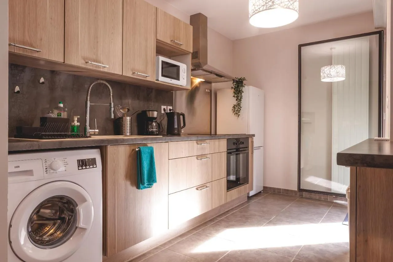 Superbe Appartement Terrasse Rdc - New Location Bourg-en-Bresse 0*,  France
